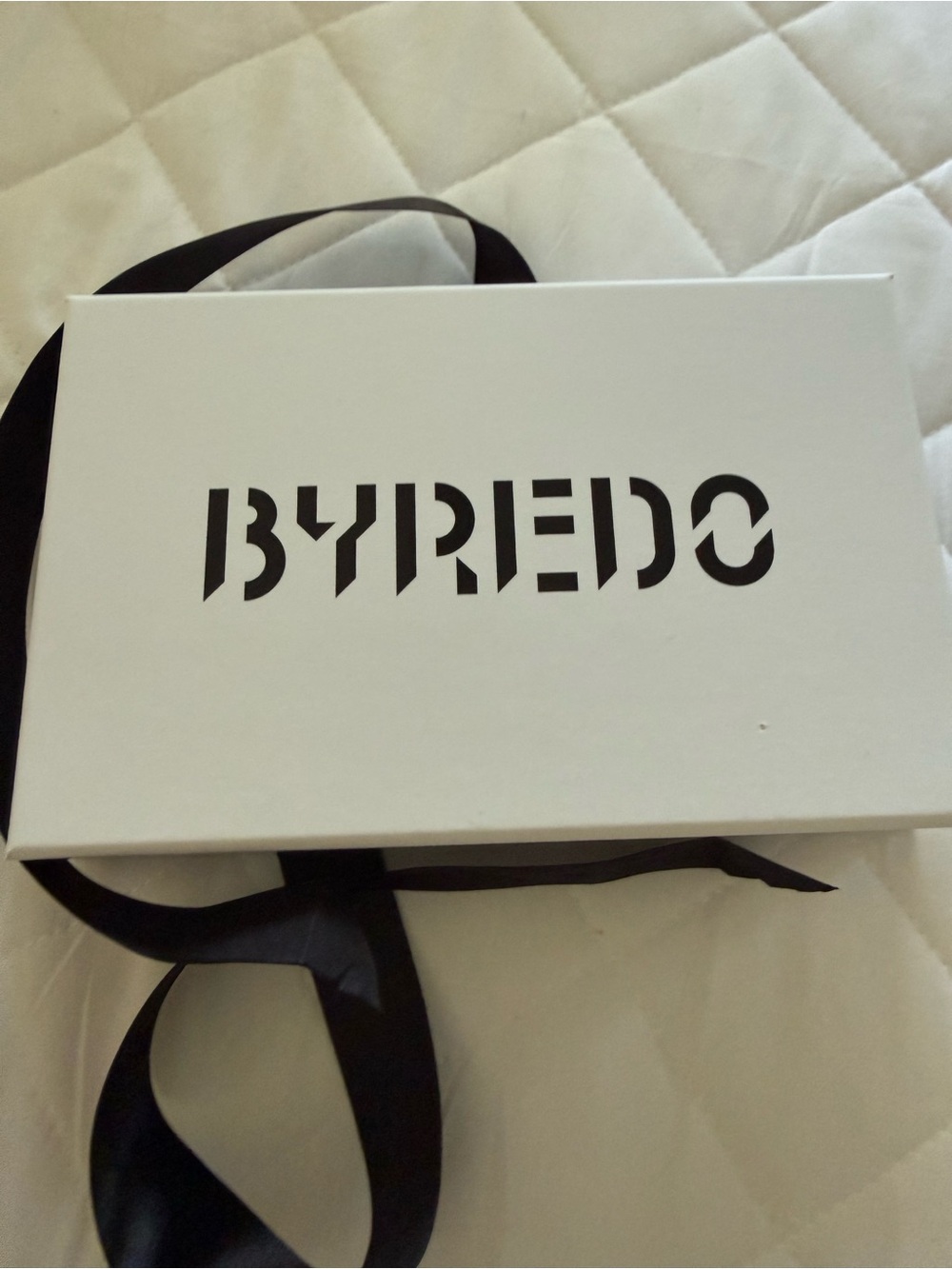 Byredo VIP Hydration Kit Gift Box - Picture 1 of 7